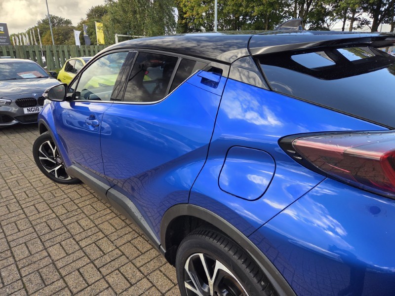 2017 (17) TOYOTA C-HR 1.2T Dynamic 5dr 5867802
