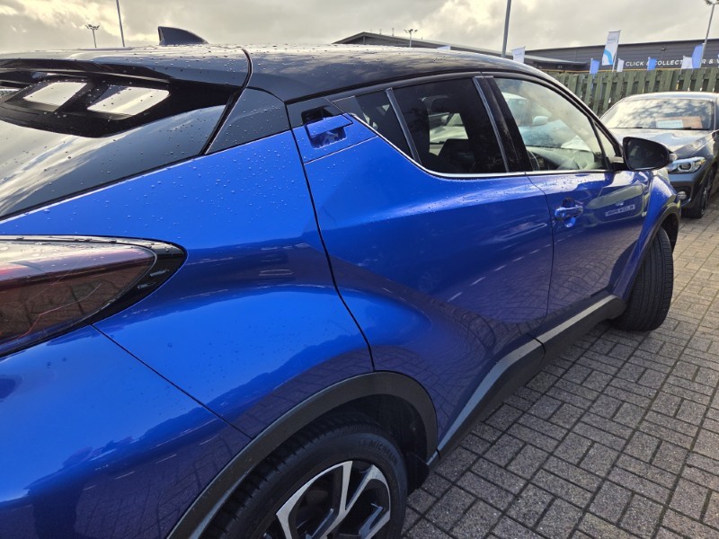 2017 (17) TOYOTA C-HR 1.2T Dynamic 5dr 5867803