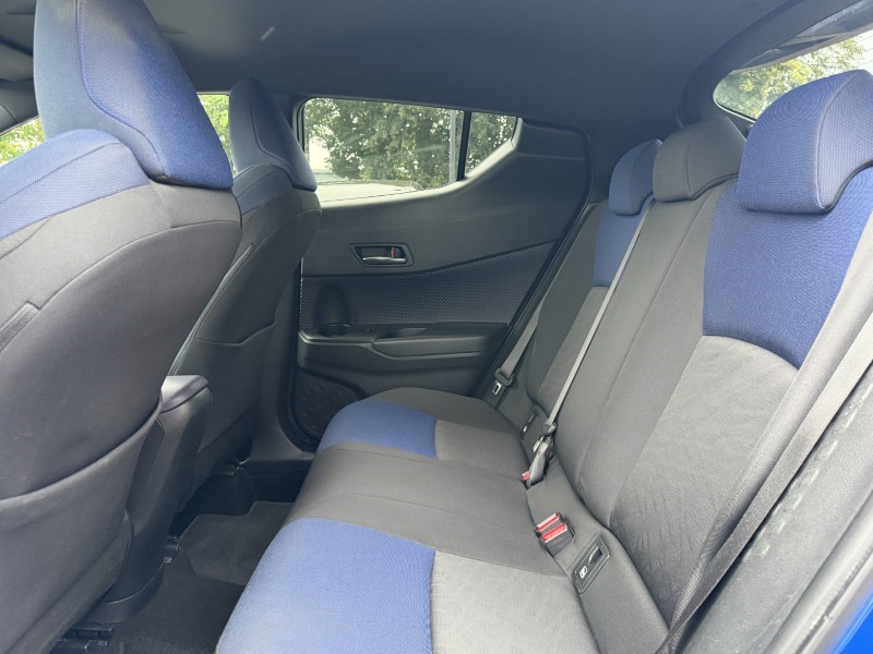 2017 (17) TOYOTA C-HR 1.2T Dynamic 5dr 5804208