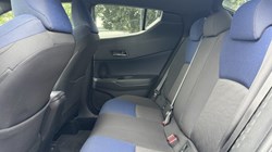 2017 (17) TOYOTA C-HR 1.2T Dynamic 5dr 5804208