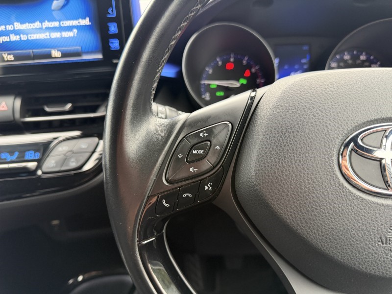 2017 (17) TOYOTA C-HR 1.2T Dynamic 5dr 5804228