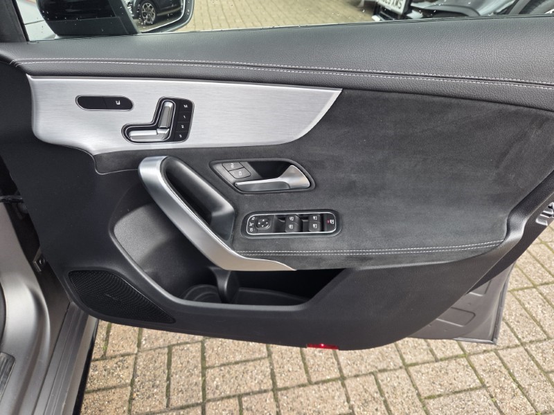 2021 (21) MERCEDES-BENZ A CLASS A250 Exclusive Edition Plus 5dr Auto 5828285