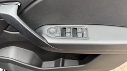 2022 (72) RENAULT CAPTUR 1.0 TCE 90 Evolution 5dr 5803811