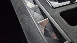 2019 (19) DS DS 7 2.0 BlueHDi Performance Line 5dr EAT8 5839055