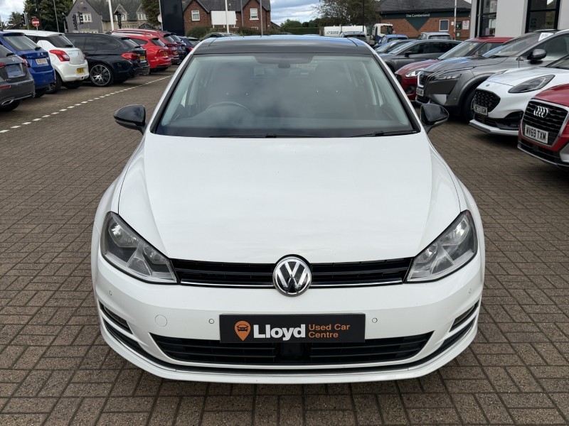 2017 (17) VOLKSWAGEN GOLF 2.0 TDI GT Edition 5dr 5820023