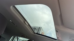 2017 (17) VOLKSWAGEN GOLF 2.0 TDI GT Edition 5dr 5820029