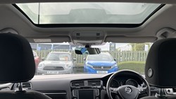 2017 (17) VOLKSWAGEN GOLF 2.0 TDI GT Edition 5dr 5820028