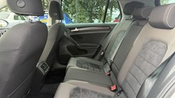 2017 (17) VOLKSWAGEN GOLF 2.0 TDI GT Edition 5dr 5820016