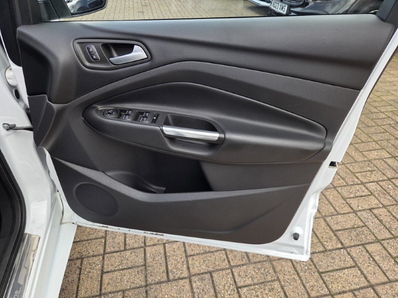 2019 (69) FORD KUGA 1.5 EcoBoost 176 ST-Line 5dr Auto 5828517