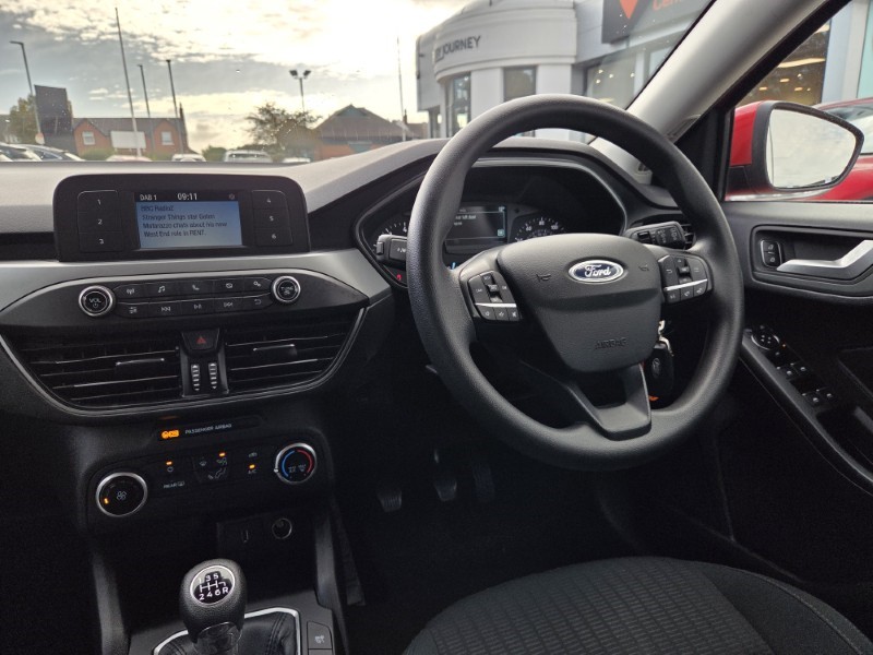 2019 (19) FORD FOCUS 1.0 EcoBoost 100 Style 5dr 5840215