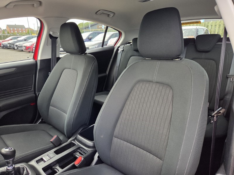 2019 (19) FORD FOCUS 1.0 EcoBoost 100 Style 5dr 5840220