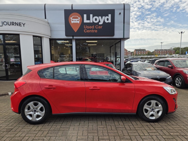 2019 (19) FORD FOCUS 1.0 EcoBoost 100 Style 5dr 5840194