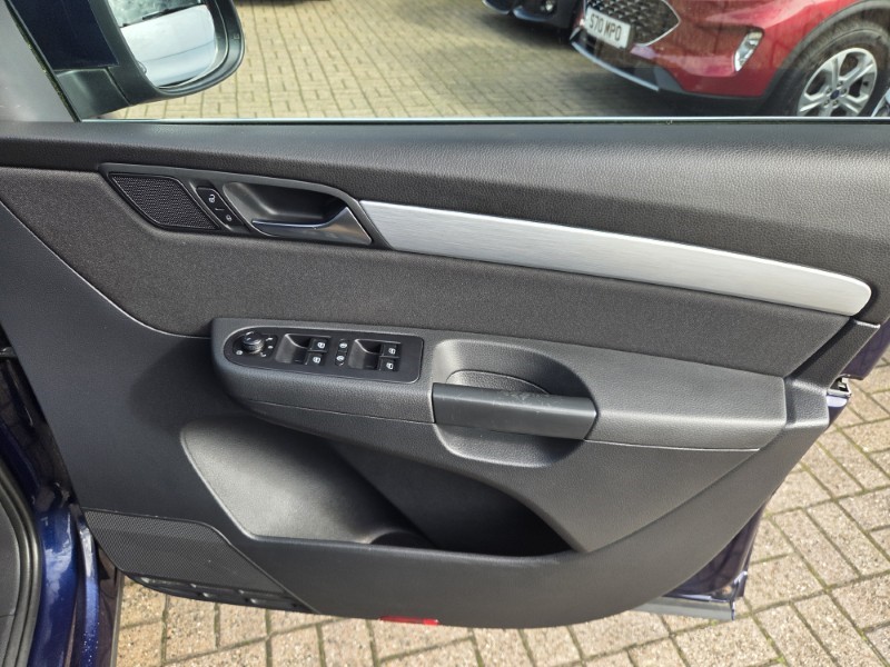 2017 (67) VOLKSWAGEN SHARAN 2.0 TDI CR BlueMotion Tech 150 SE Nav 5dr 5850300