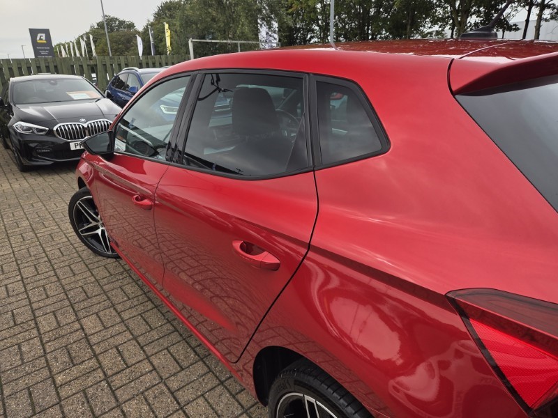 2022 (72) SEAT IBIZA 1.0 TSI 95 FR Edition 5dr 5840367