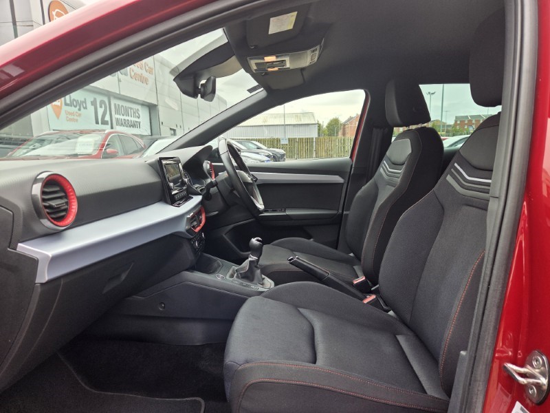 2022 (72) SEAT IBIZA 1.0 TSI 95 FR Edition 5dr 5840383
