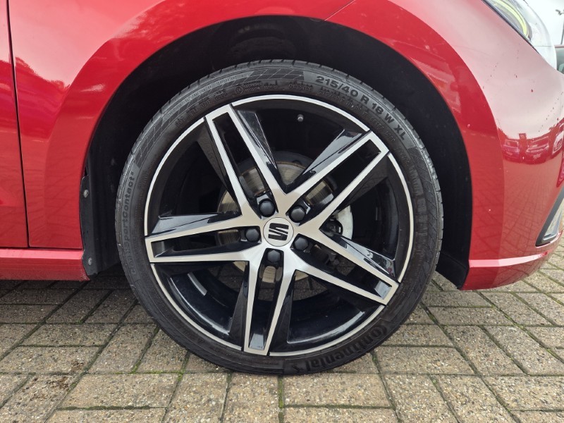 2022 (72) SEAT IBIZA 1.0 TSI 95 FR Edition 5dr 5840359