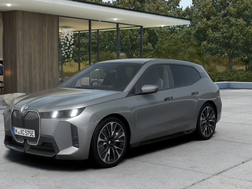 BMW iX