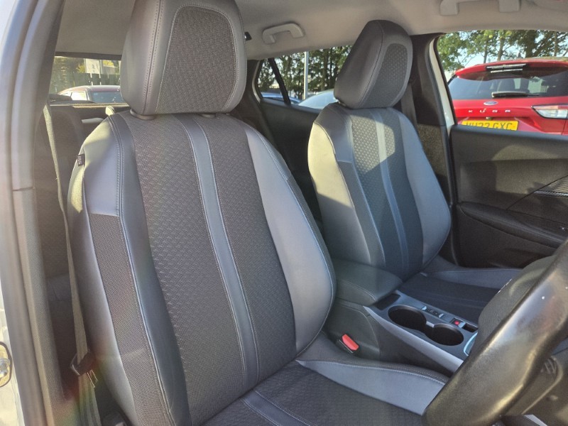 2020 (70) PEUGEOT 2008 1.2 PureTech Allure Premium 5dr 5883238