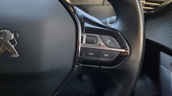 2020 (70) PEUGEOT 2008 1.2 PureTech Allure Premium 5dr 5883242