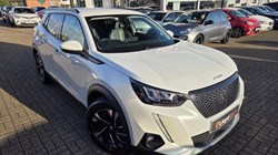 2020 (70) PEUGEOT 2008 1.2 PureTech Allure Premium 5dr 5883218
