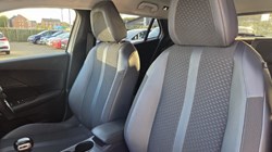 2020 (70) PEUGEOT 2008 1.2 PureTech Allure Premium 5dr 5883237
