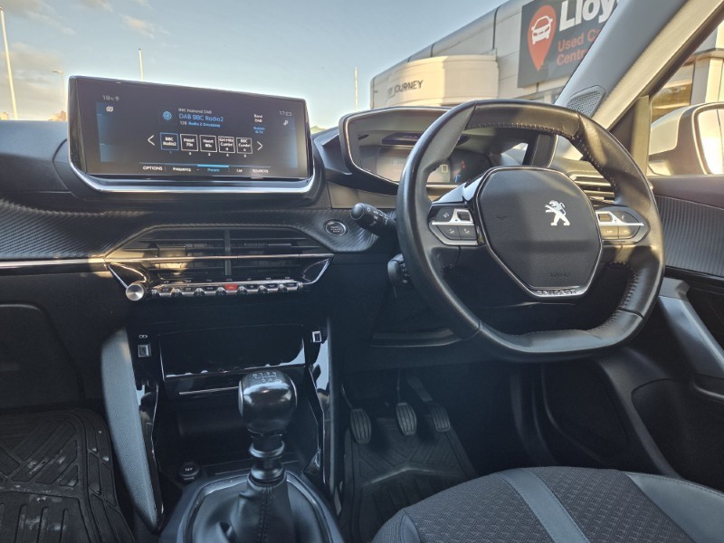 2020 (70) PEUGEOT 2008 1.2 PureTech Allure Premium 5dr 5883232