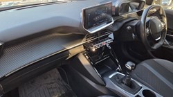 2020 (70) PEUGEOT 2008 1.2 PureTech Allure Premium 5dr 5883235