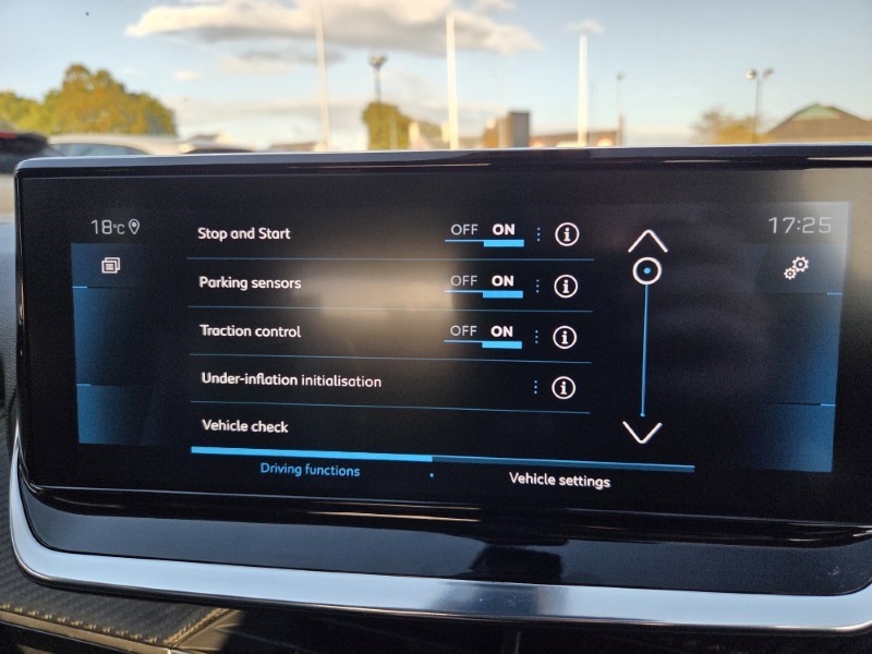2020 (70) PEUGEOT 2008 1.2 PureTech Allure Premium 5dr 5883249