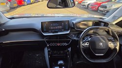 2020 (70) PEUGEOT 2008 1.2 PureTech Allure Premium 5dr 5883231