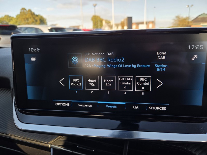 2020 (70) PEUGEOT 2008 1.2 PureTech Allure Premium 5dr 5883246