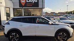 2020 (70) PEUGEOT 2008 1.2 PureTech Allure Premium 5dr 5883212