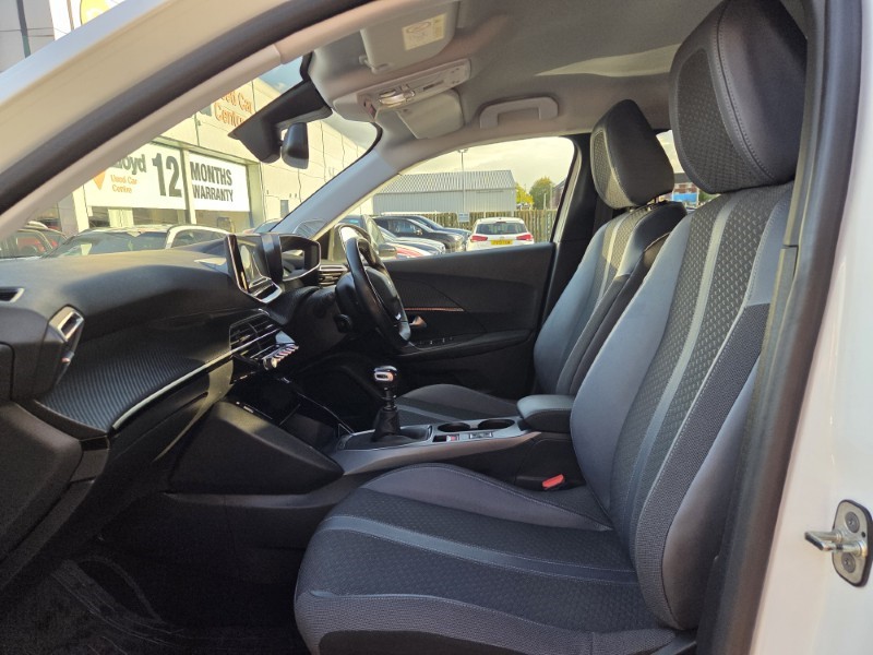 2020 (70) PEUGEOT 2008 1.2 PureTech Allure Premium 5dr 5883236