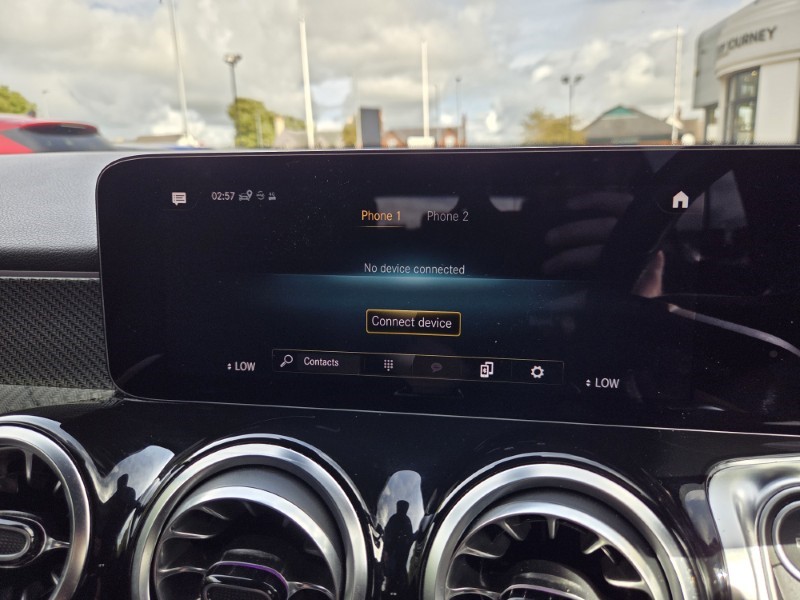 2023 (23) MERCEDES-BENZ GLB 200 AMG Line Executive 5dr 7G-Tronic 5828750