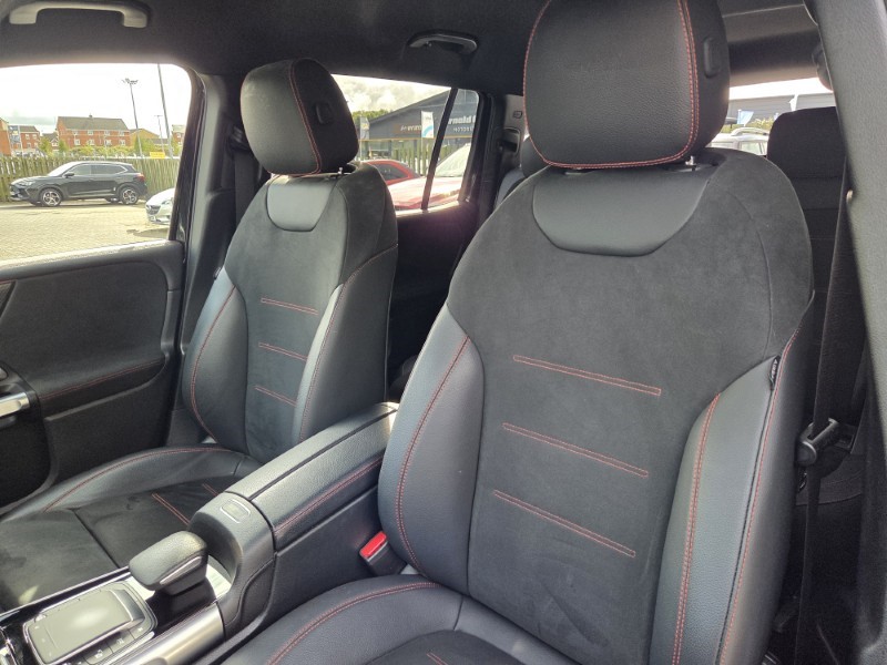 2023 (23) MERCEDES-BENZ GLB 200 AMG Line Executive 5dr 7G-Tronic 5828733