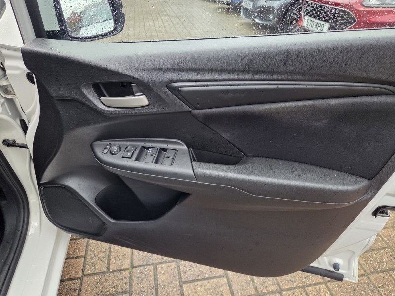 2019 (19) HONDA JAZZ 1.3 i-VTEC S 5dr 5835171