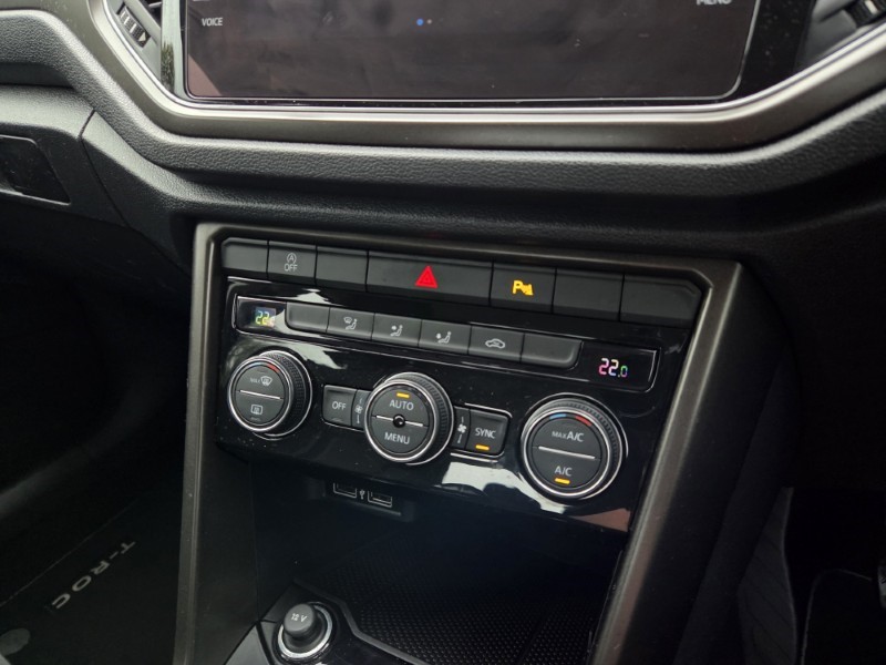 2018 (18) VOLKSWAGEN T-ROC 1.0 TSI SE 5dr 5839378
