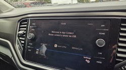 2018 (18) VOLKSWAGEN T-ROC 1.0 TSI SE 5dr 5839382