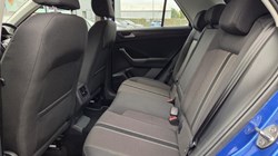 2018 (18) VOLKSWAGEN T-ROC 1.0 TSI SE 5dr 5839363