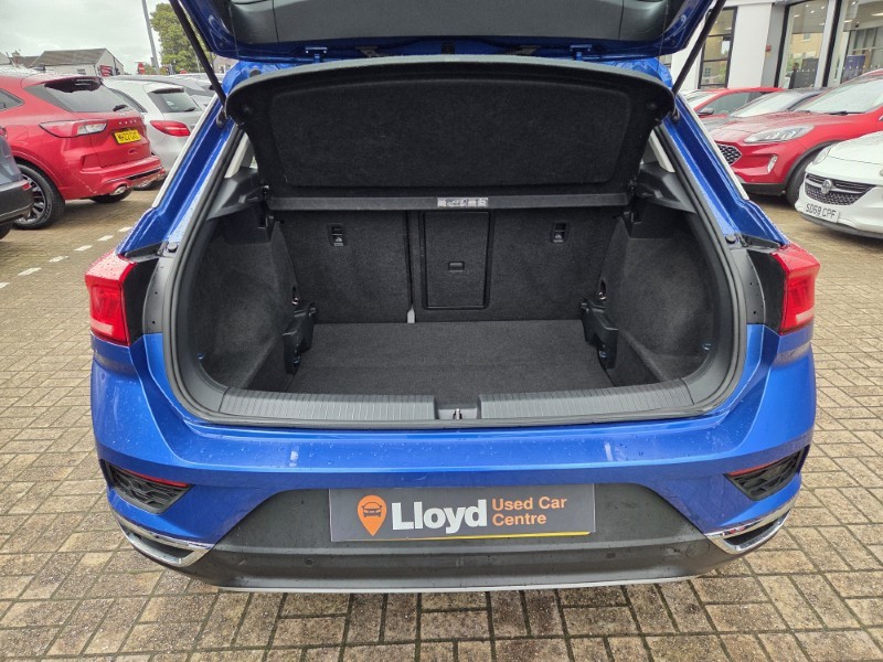 2018 (18) VOLKSWAGEN T-ROC 1.0 TSI SE 5dr 5839359