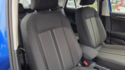 2018 (18) VOLKSWAGEN T-ROC 1.0 TSI SE 5dr 5839371