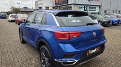 2018 (18) VOLKSWAGEN T-ROC 1.0 TSI SE 5dr 5839356
