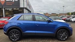 2018 (18) VOLKSWAGEN T-ROC 1.0 TSI SE 5dr 5839344