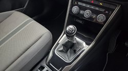 2018 (18) VOLKSWAGEN T-ROC 1.0 TSI SE 5dr 5839377