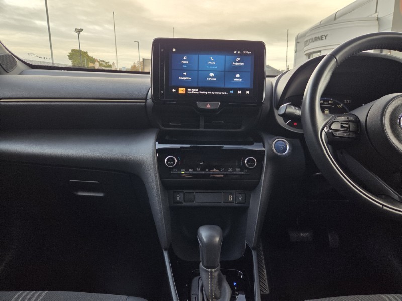 2022 (22) TOYOTA YARIS CROSS 1.5 Hybrid Dynamic 5dr CVT 5933506
