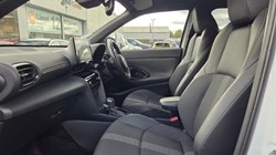 2022 (22) TOYOTA YARIS CROSS 1.5 Hybrid Dynamic 5dr CVT 5933509