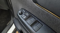 2022 (22) TOYOTA YARIS CROSS 1.5 Hybrid Dynamic 5dr CVT 5933513