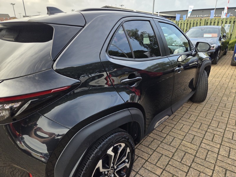 2024 (24) TOYOTA YARIS CROSS 1.5 Hybrid Design 5dr CVT 5839550