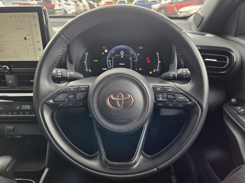 2024 (24) TOYOTA YARIS CROSS 1.5 Hybrid Design 5dr CVT 5839572