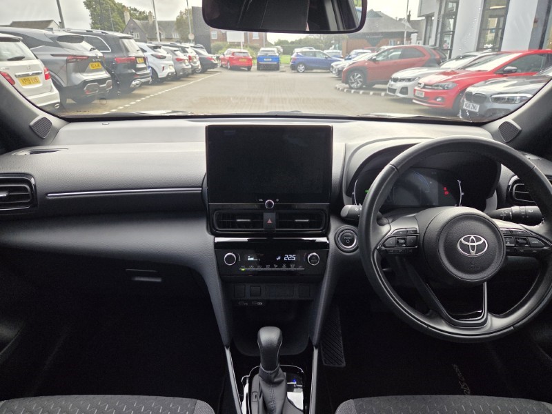2024 (24) TOYOTA YARIS CROSS 1.5 Hybrid Design 5dr CVT 5839560