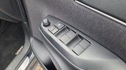 2024 (24) TOYOTA YARIS CROSS 1.5 Hybrid Design 5dr CVT 5839569